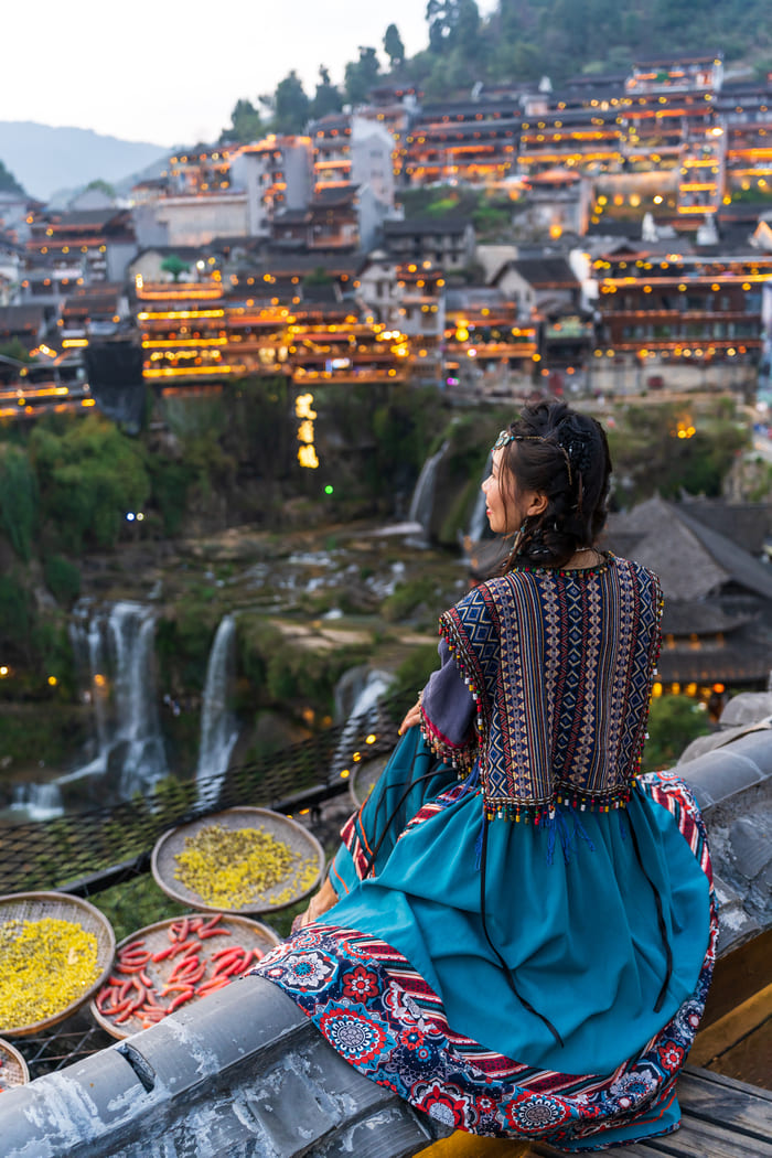 mirador de la bella ciudad de lijiang.